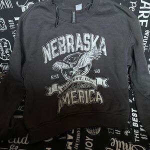 Black crew neck sweater SMALL